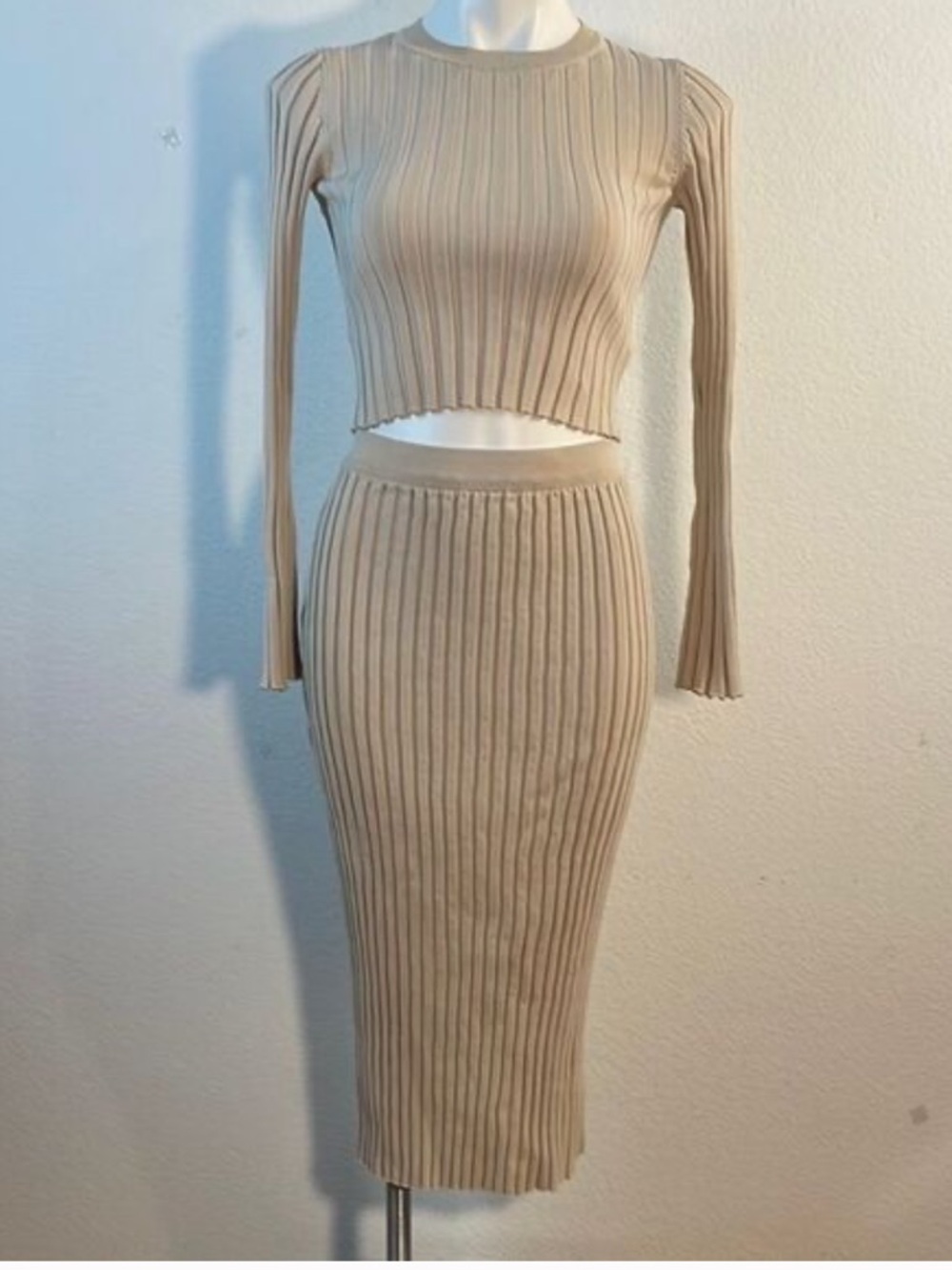 House of Harlow 1960 Ribbed Knit Sweater/Skirt Set Bodycon top S and skirt M